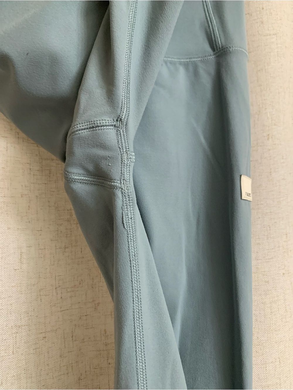 Vuori AllTheFeels Vintage Pistachio Blue High-Waist Leggings Size Small - Picture 6 of 10